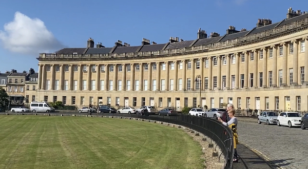 VIDEO: What are Bath's BEST Tourist Activities?
