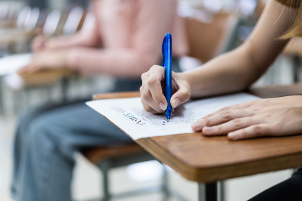 How to Create a Supportive Environment for Your Teen’s Exam Prep