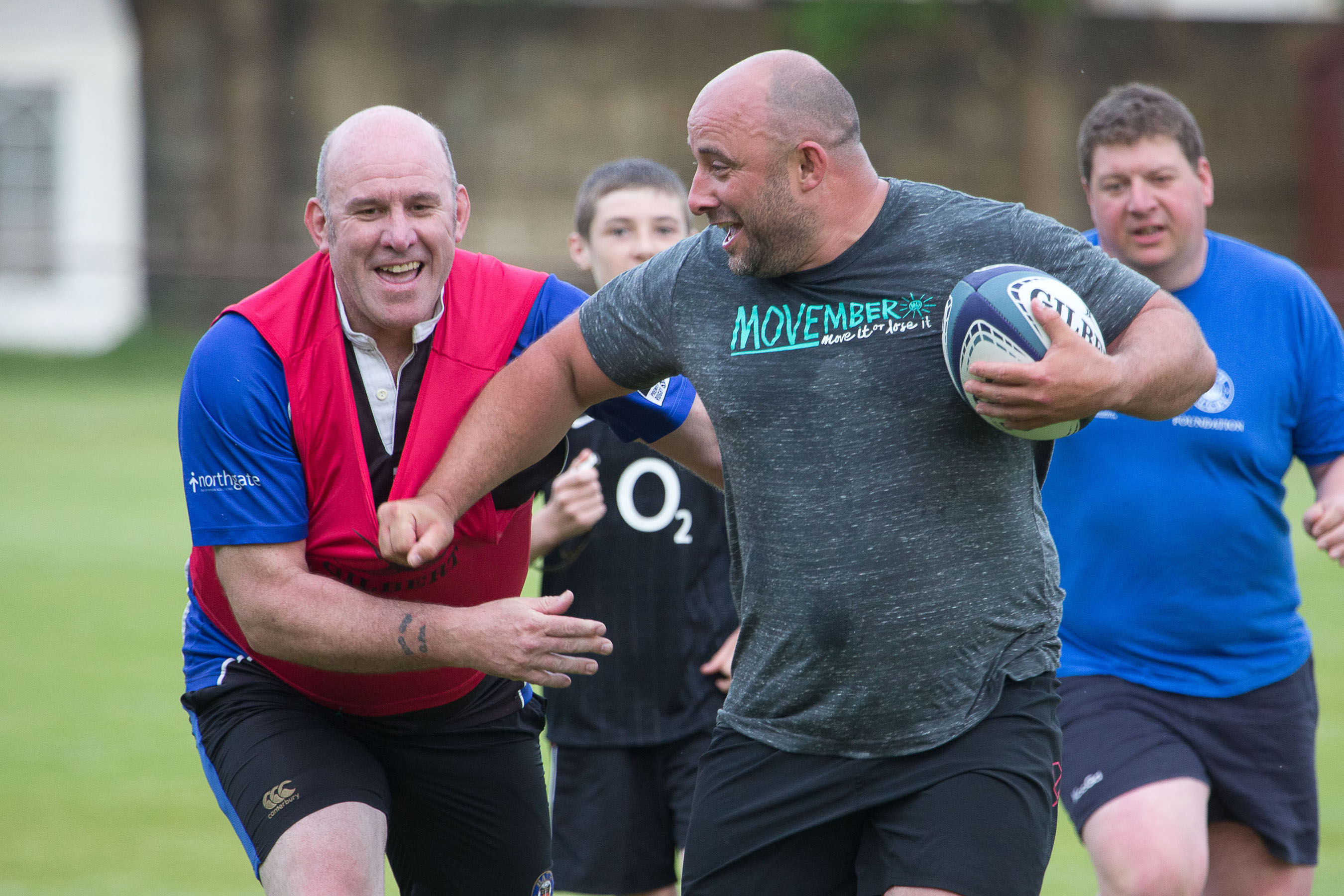 VIDEO: David Flatman takes on Duncan Bell in tag rugby