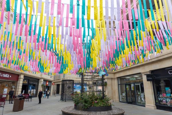 SOUTHGATE BATH UNVEILS BRIGHT BLOOMING SUMMER INSTALLATION