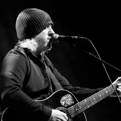 BADLY DRAWN BOY AND SPECIAL GUESTS