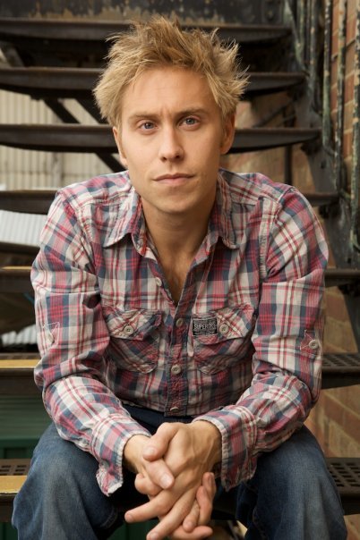 Comedian Russell Howard to Play Benefit Gig for Bath Rugby Foundation