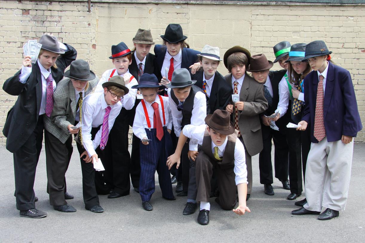 Young Thespians to Perform 'Guys and Dolls'