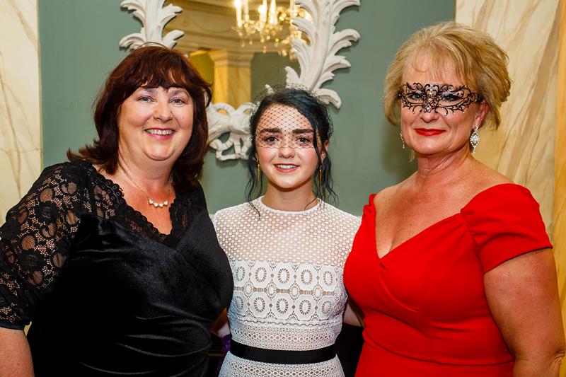 maisie williams maskerade ball maisie williams maskerade ball